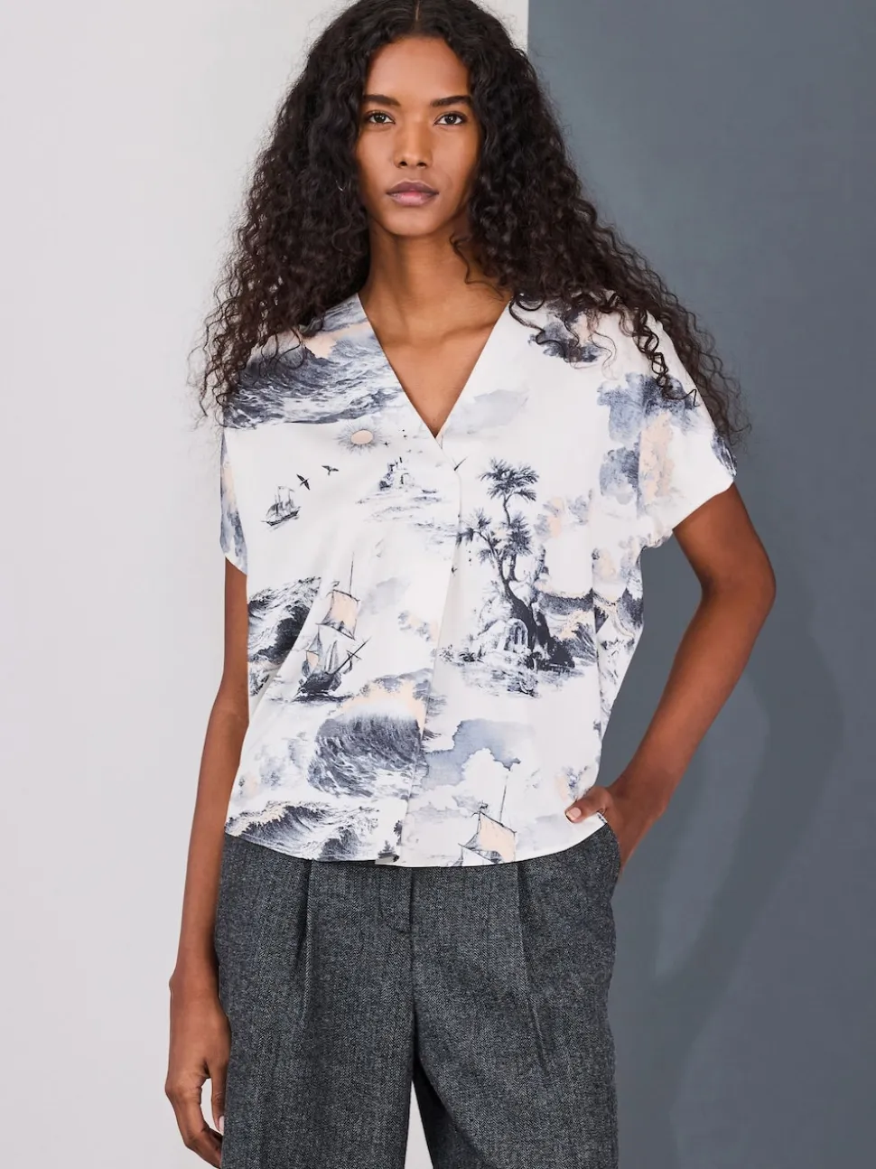 Abstract Boat Print Short Sleeve V-Neck Blouse