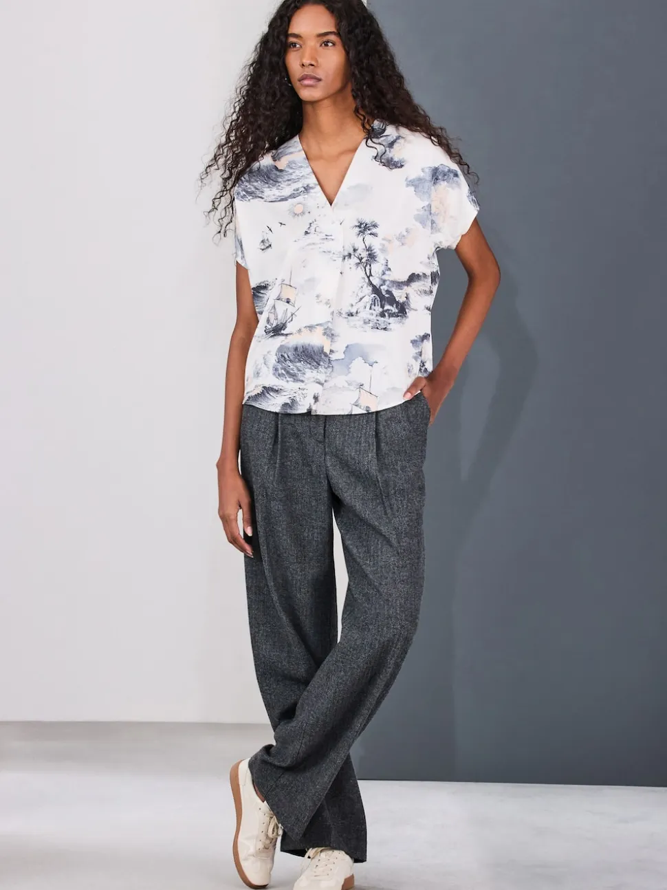 Abstract Boat Print Short Sleeve V-Neck Blouse