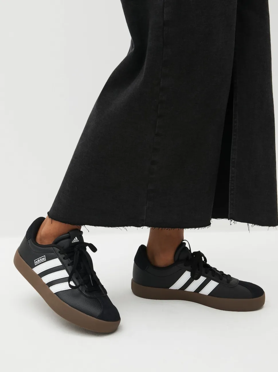 adidas Black/White VL Court 3.0 Trainers