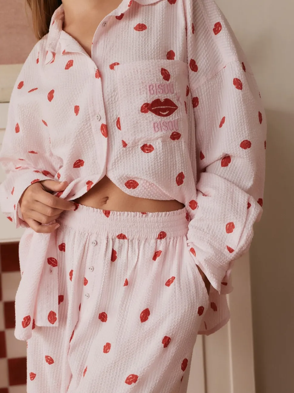Bath & Body Works Pink/Red All Over Lips Button Through Cotton Pyjamas Set