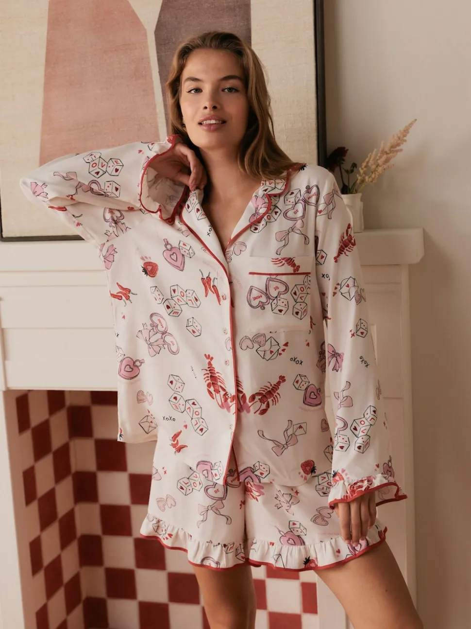 Bath & Body Works Red/White Be Mine Love Long Sleeve Shorts Set