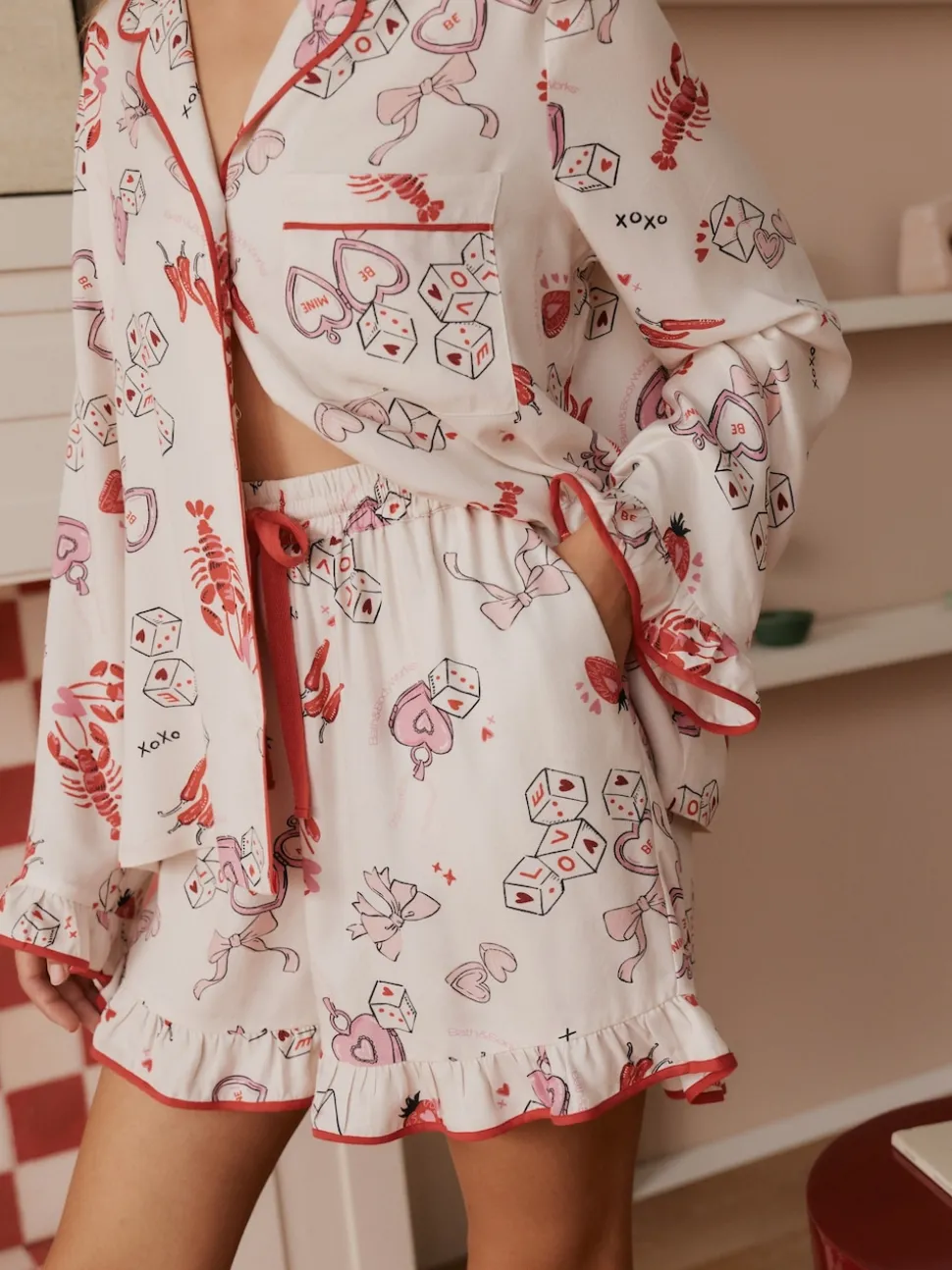 Bath & Body Works Red/White Be Mine Love Long Sleeve Shorts Set