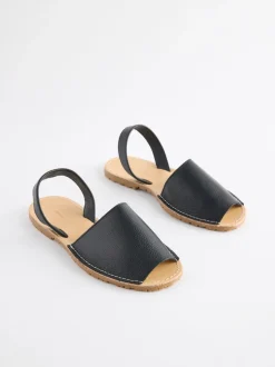 Black Beach Leather Sandals