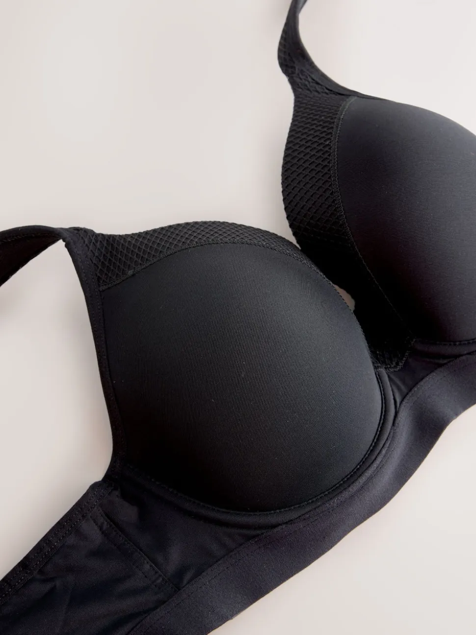 Black B-G High Impact Dry Tech Full Cup Wired Sports Bras 2 Pack