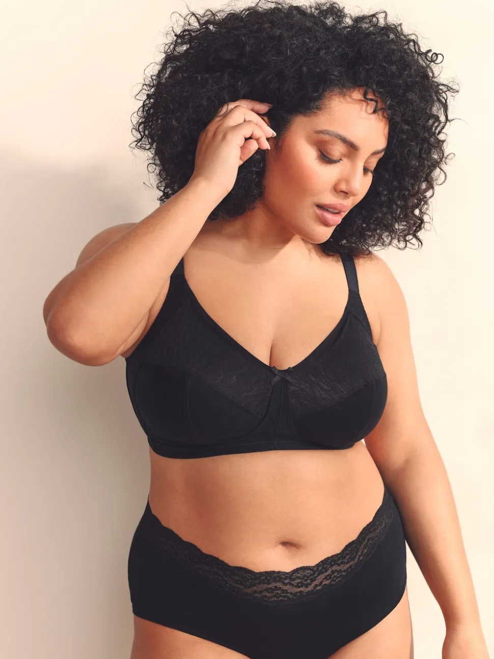 Black B-H Total Support Full Cup Non Wire Cotton Ultimate Comfort Bra
