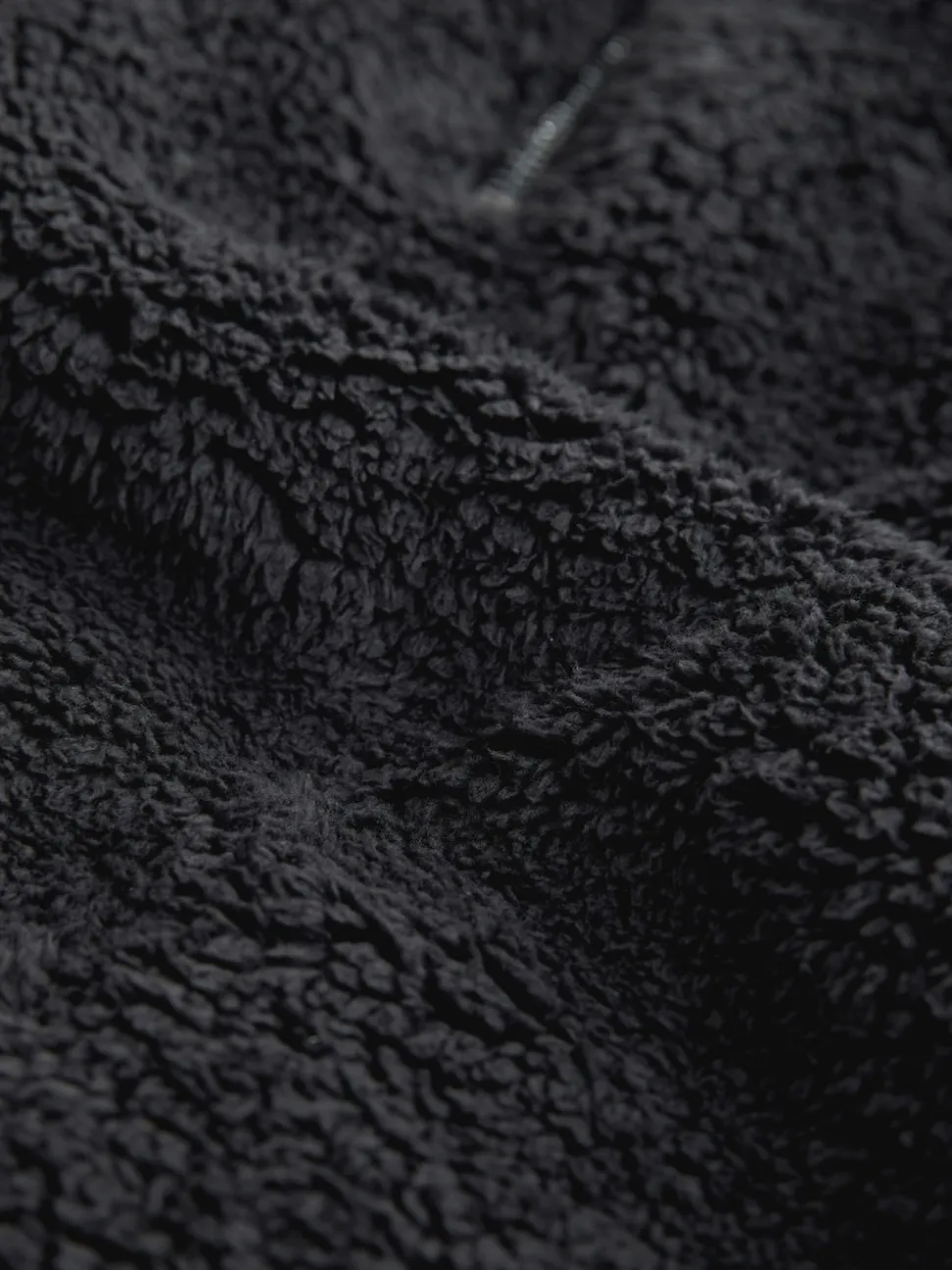 Black Borg Half Zip Fleece
