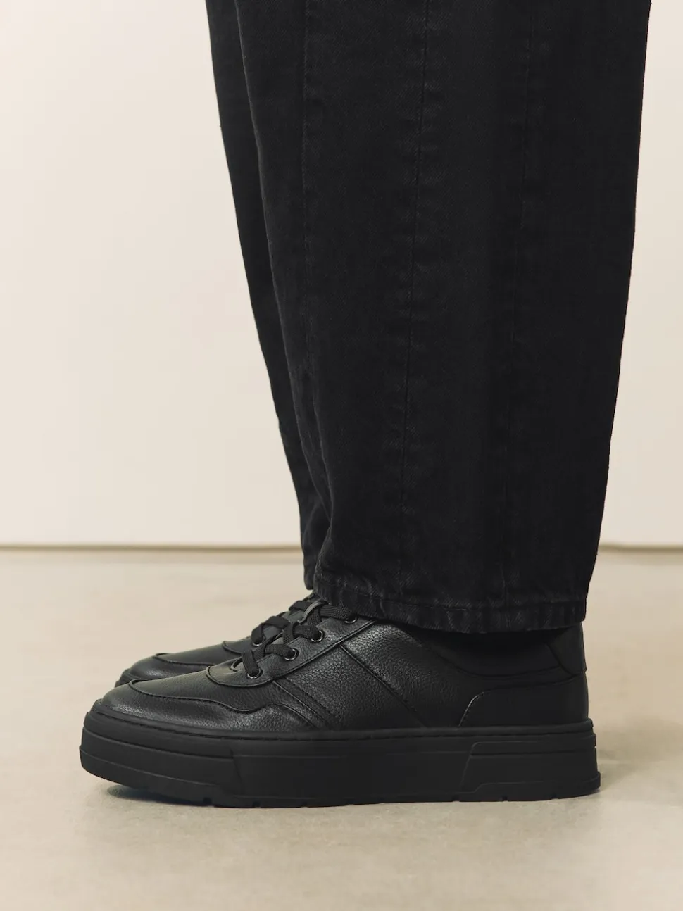 Black Cleat Chunky Lace Up Trainers