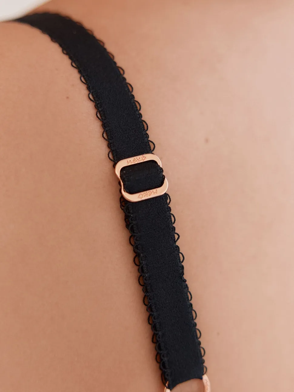 Black DD+ Minimiser Full Cup Bra