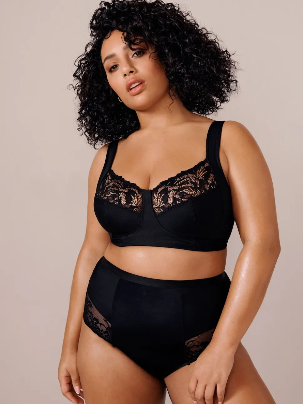 Black F-K Ultimate Comfort Cup Padded Strap Non Pad Non Wired Bra with Side Support