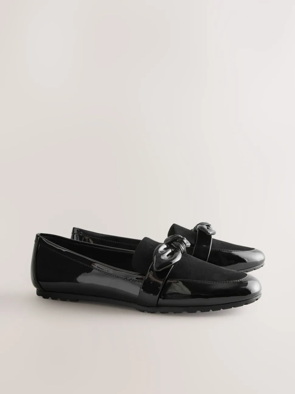 Black Forever Comfort® Bow Round Toe Loafers