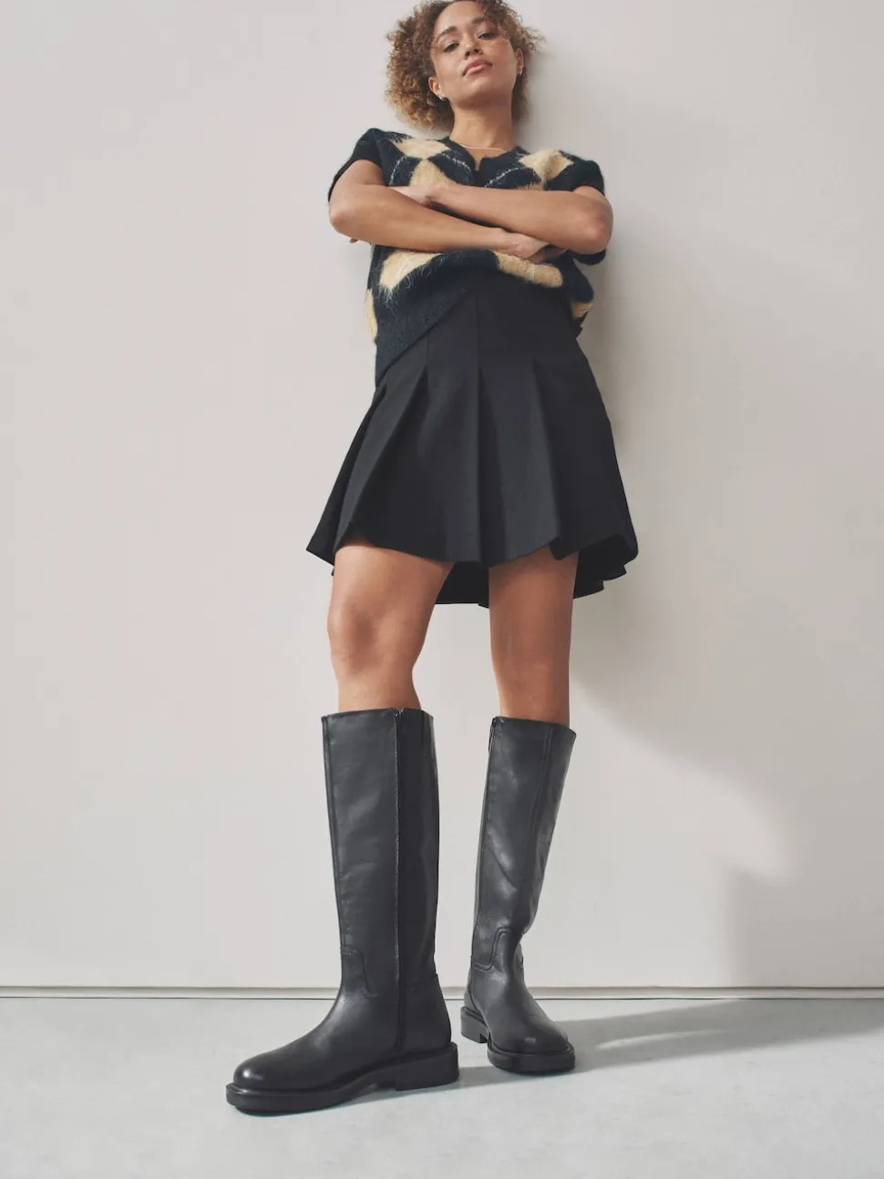 Black Forever Comfort® Leather Round Toe Chunky Knee High Boots