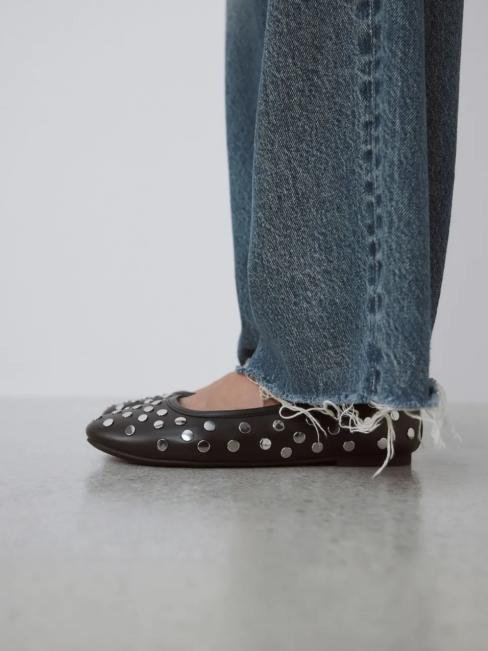 Black Forever Comfort® Round Toe Ballerinas