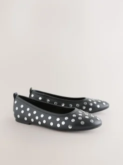 Black Forever Comfort® Round Toe Ballerinas