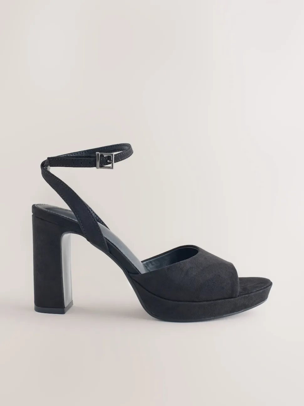 Black Forever Comfort® Round Toe Platform Heeled Sandals