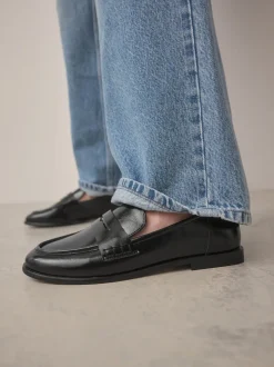 Black Forever Comfort® Round Toe Penny Loafers