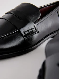 Black Forever Comfort® Round Toe Penny Loafers