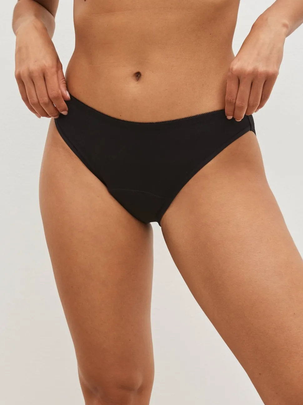 Black High Leg Medium Flow Cotton Period Knickers