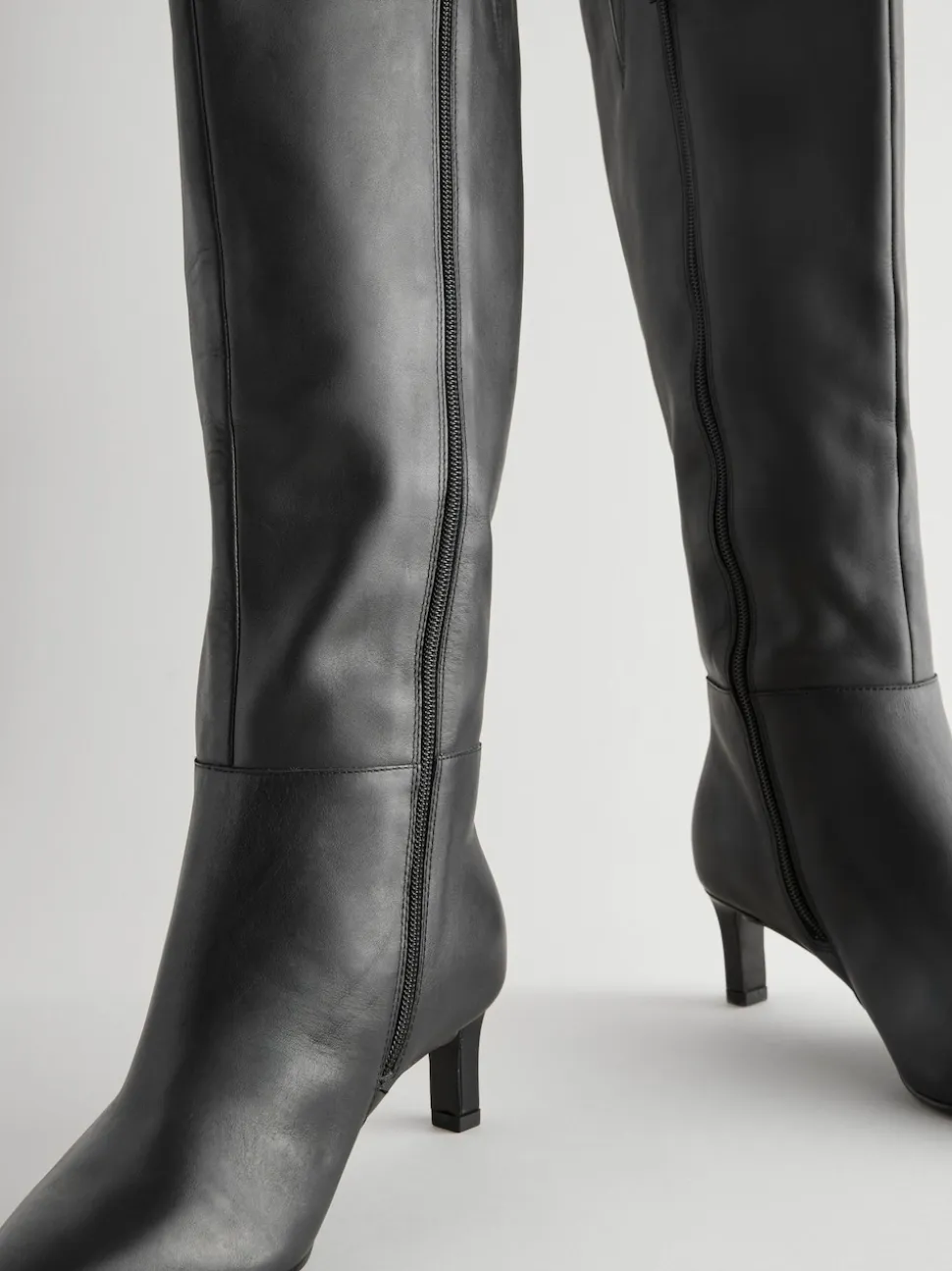 Black Leather Knee High Skinny Heeled Boots