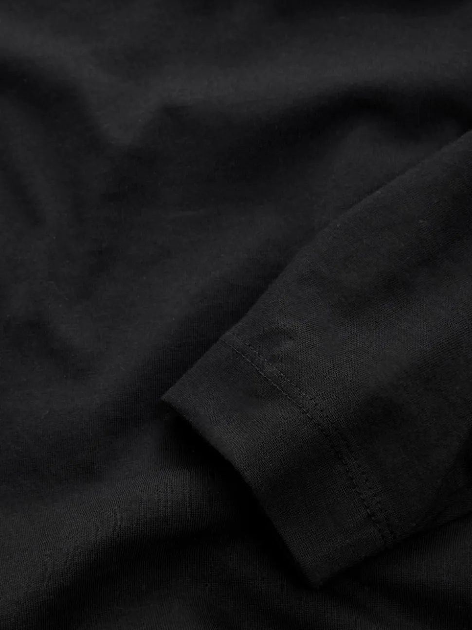 Black Long Sleeve Crew Neck T-Shirt