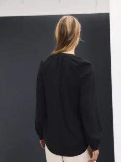 Black Long Sleeve V-Neck Blouse
