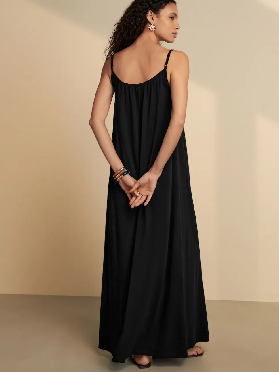 Black Maxi Length Trapeze Shape Ruched Neckline Thin Vest Strap Dress