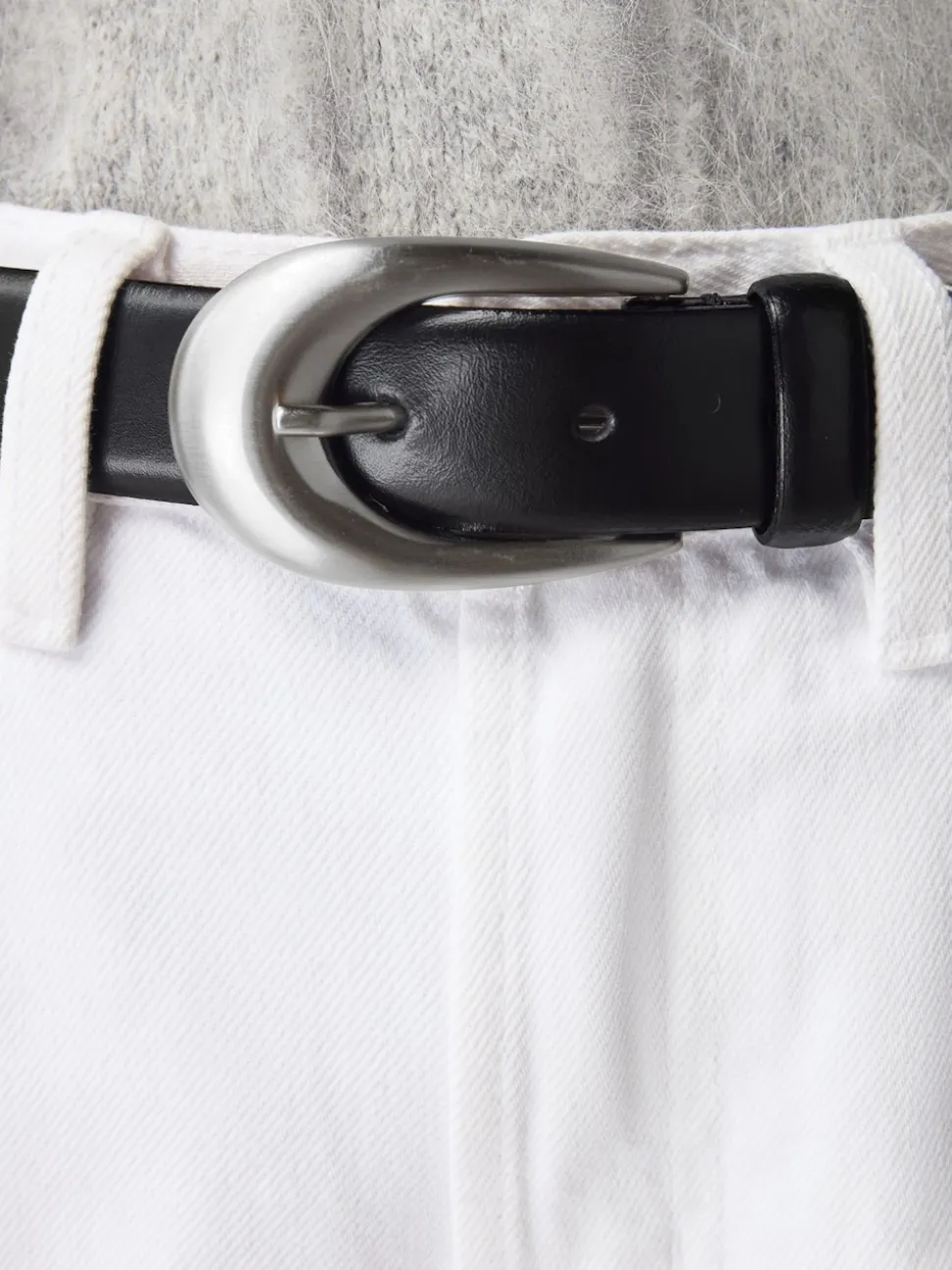 Black N. Premium Made In Italy Curve Buckle Leather Belt