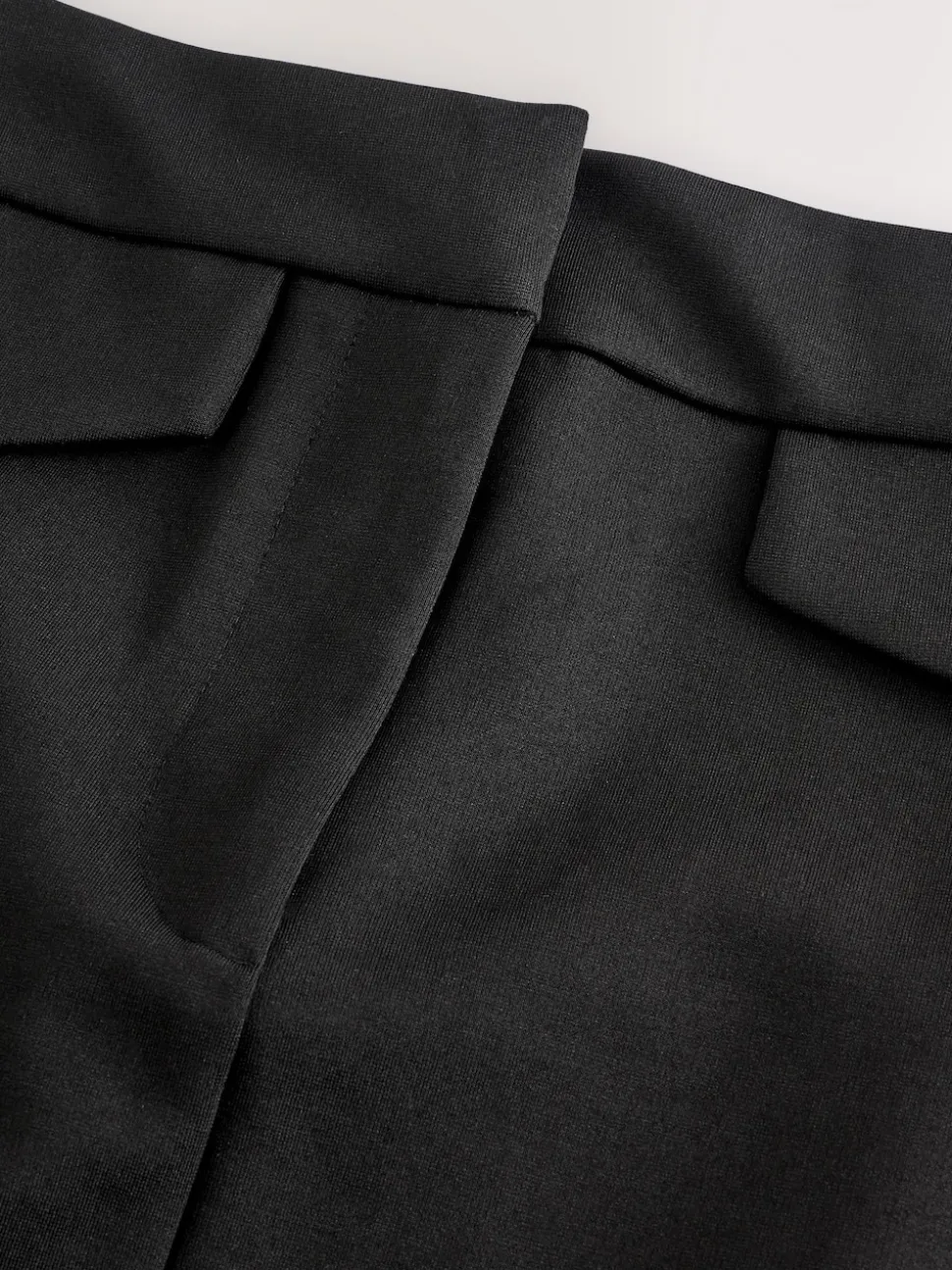 Black Ponte Pencil Skirt