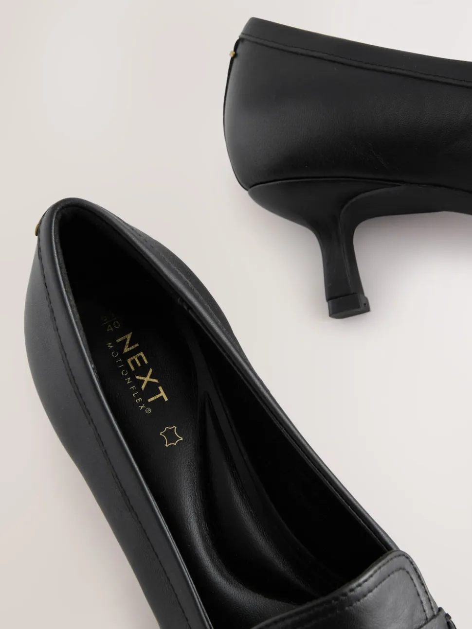 Black Premium Leather With Motionflex Point Toe Tassel Heels Loafers