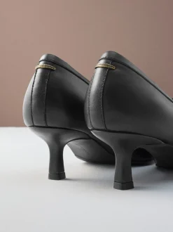 Black Premium Leather With Motionflex Point Toe Tassel Heels Loafers