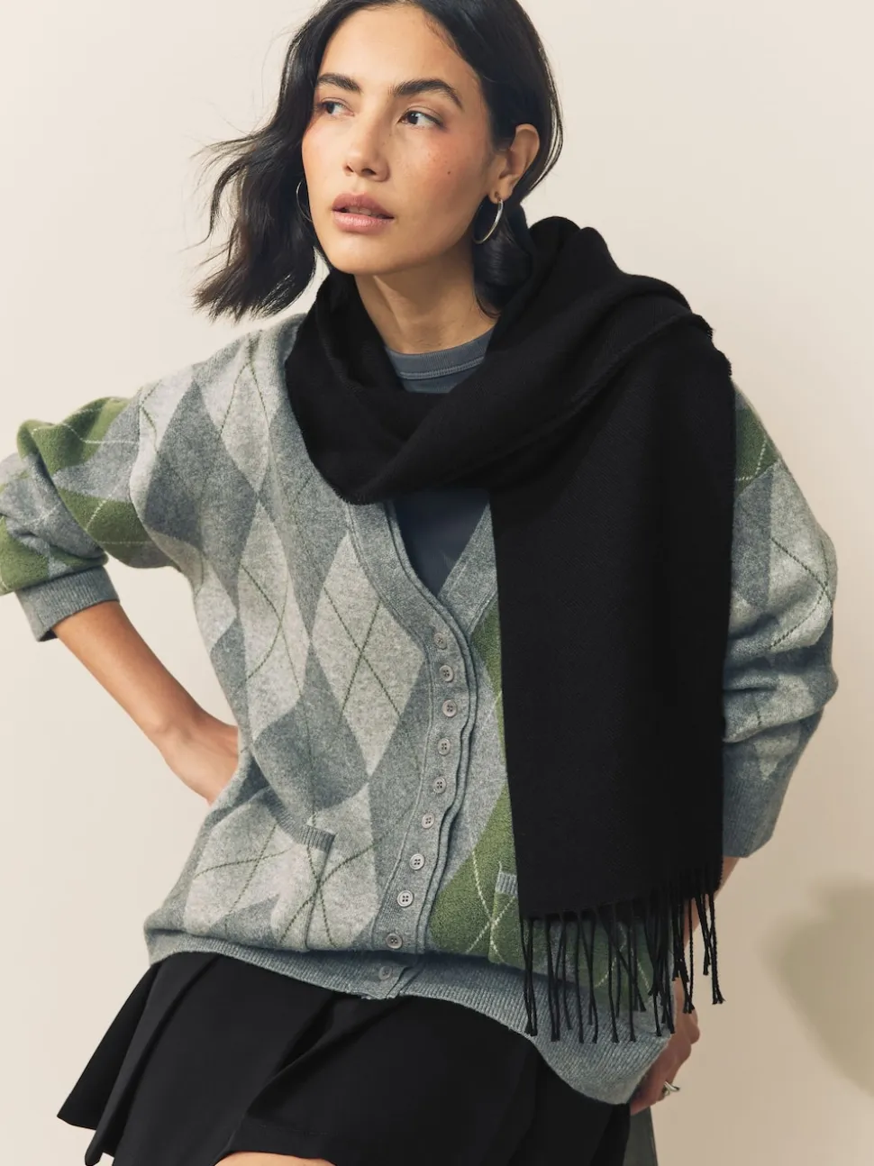 Black Premium Made in Italy Midweight Scarf with Containing Wool