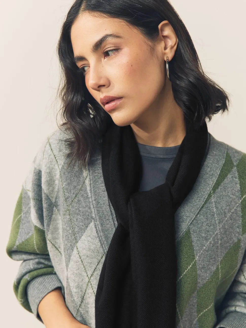 Black Premium Made in Italy Midweight Scarf with Containing Wool