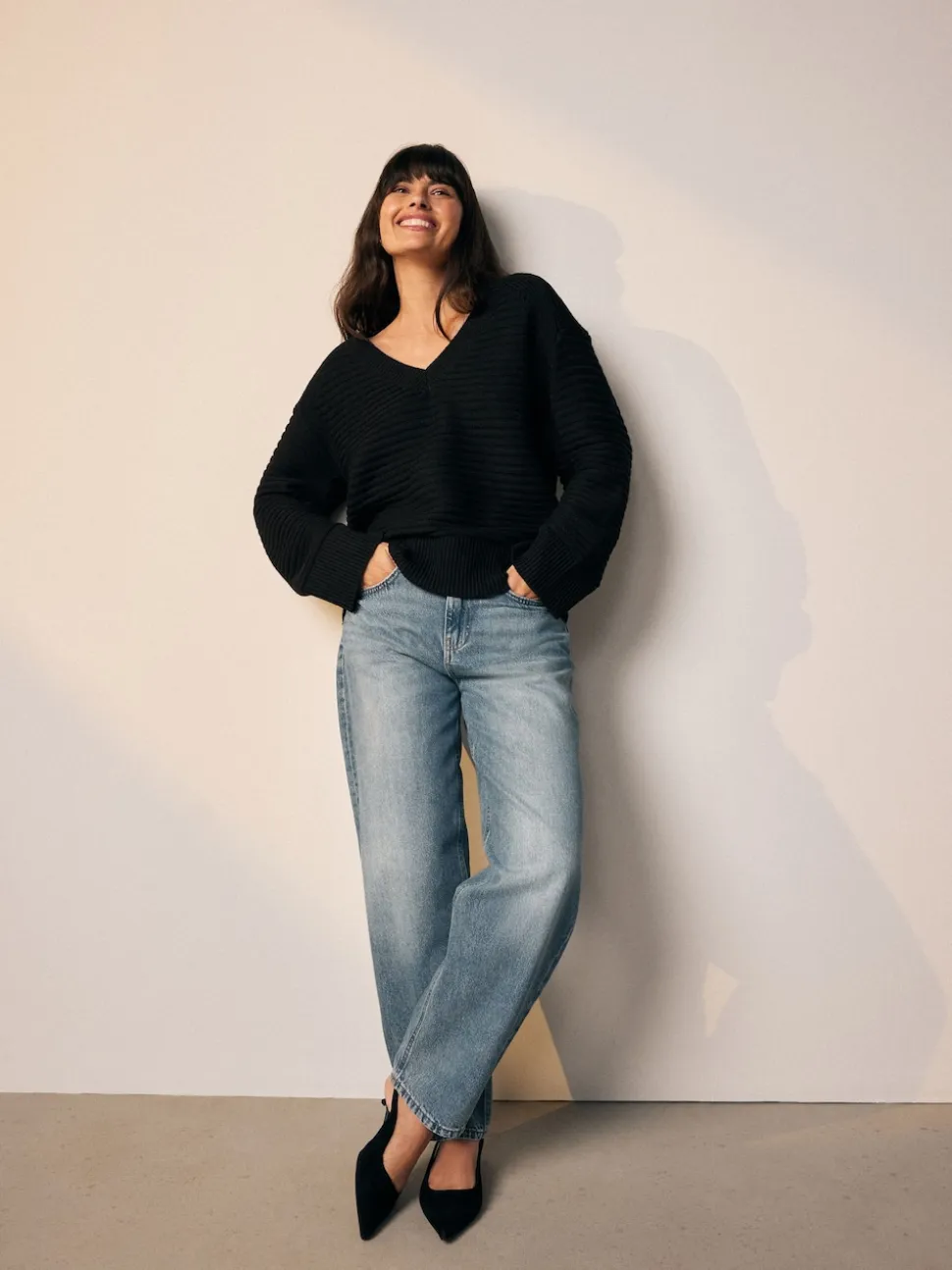 Black Ribbed V-Neck Knitted Jumper