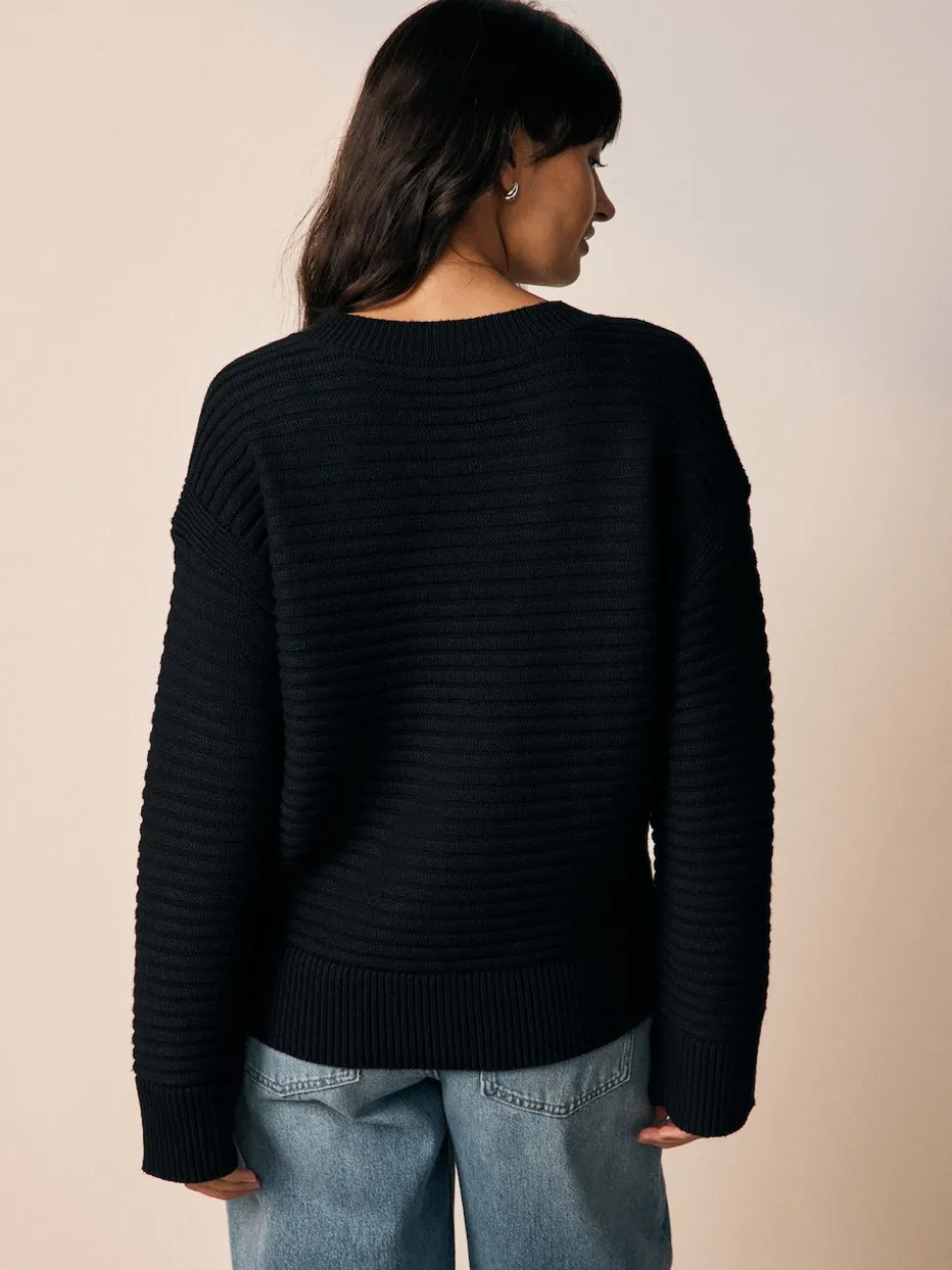 Black Ribbed V-Neck Knitted Jumper