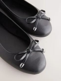 Black Round Toe Leather Ballerina Shoes
