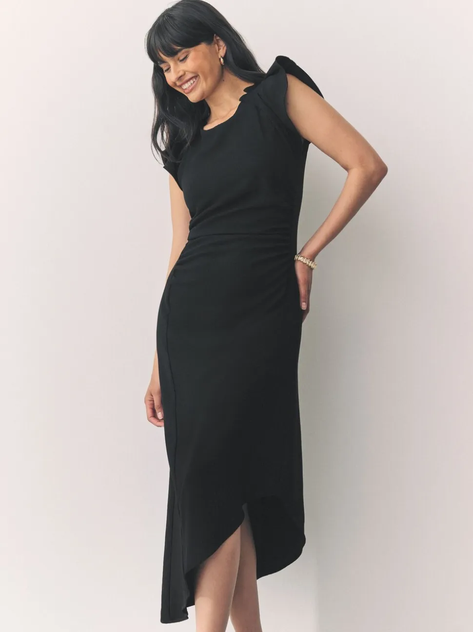 Black Ruched Short Sleeve Midi Dress