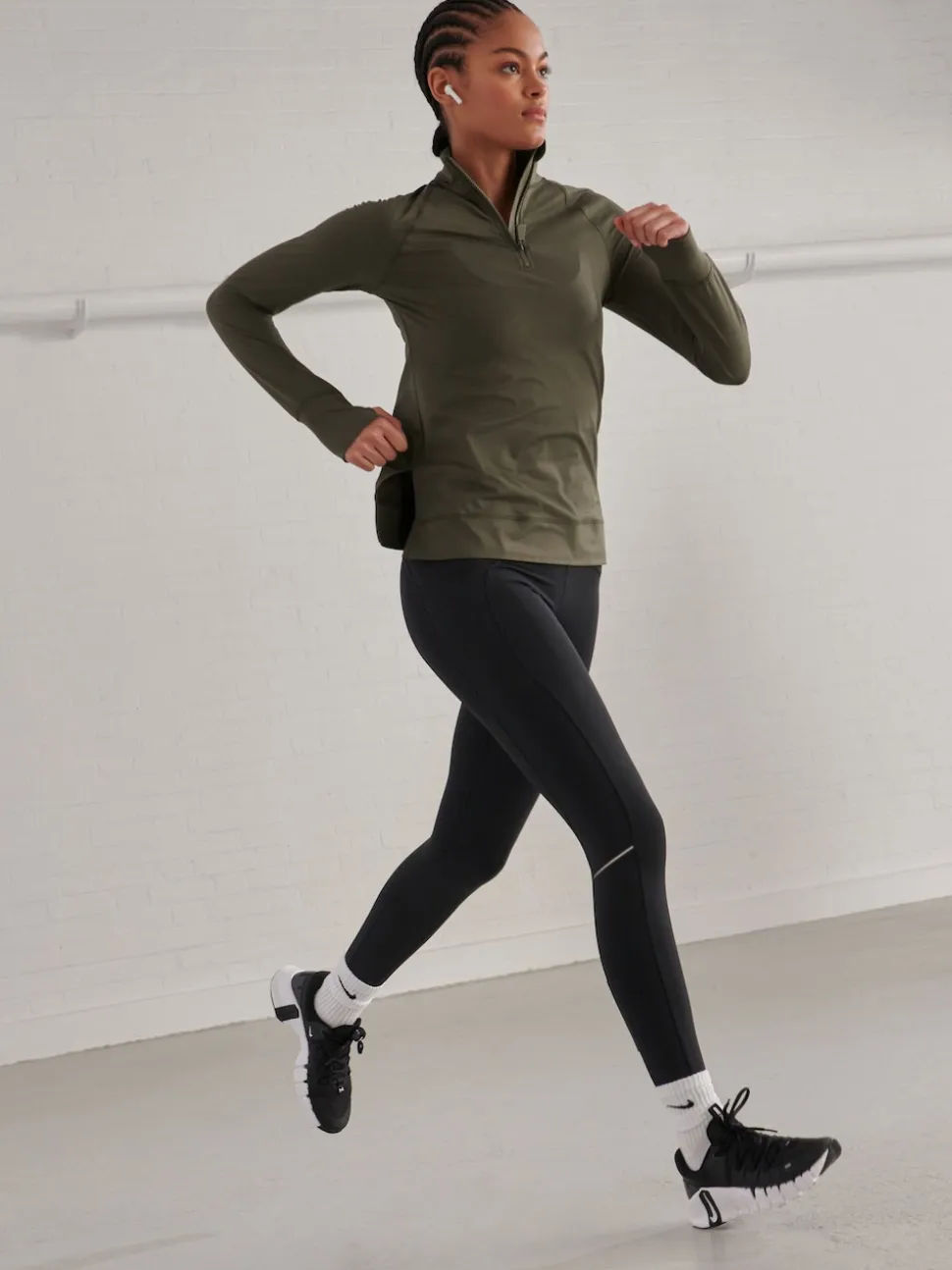Black Running Leggings with Pocket