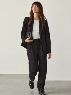 Black Sculpting Single Breasted Tailored Blazer