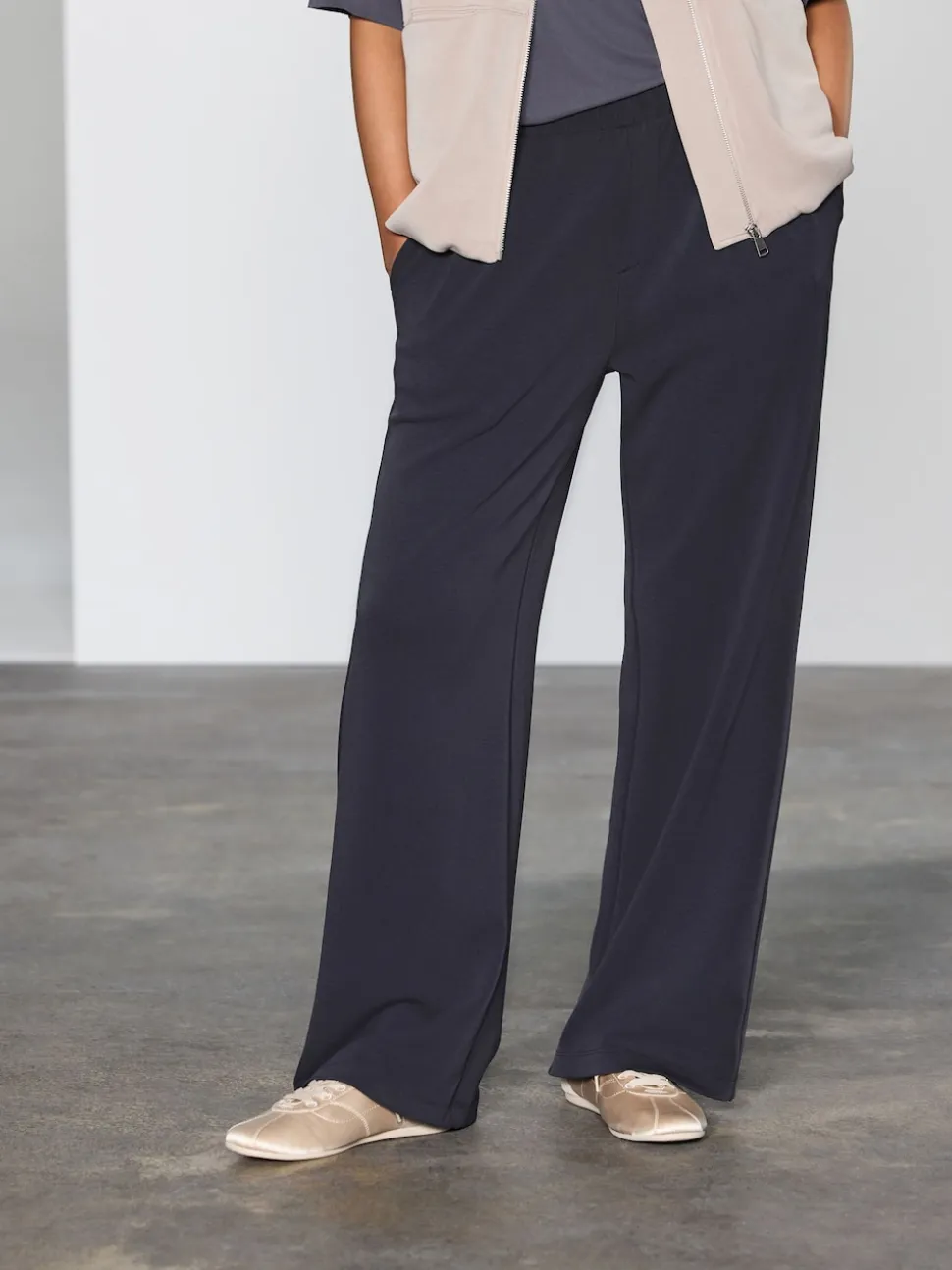 Black Slinky Supersoft Jersey Modal Blend Wide Leg Pull On Trousers