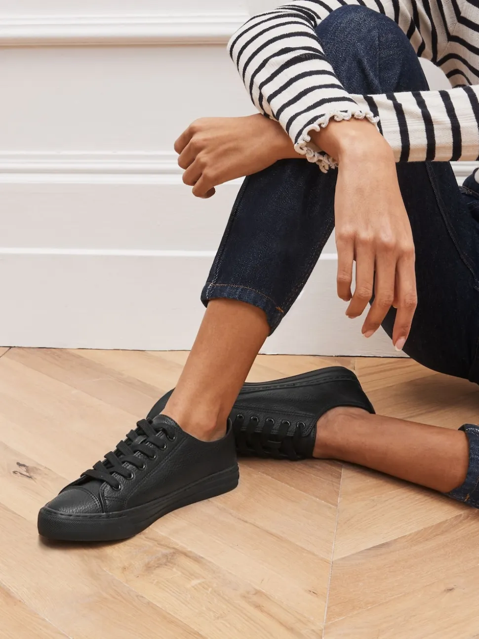 Black Standard Fit Patent Baseball Trainers