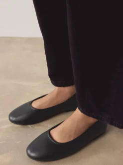 Black Standard/Wide Fit Ballerina Shoes