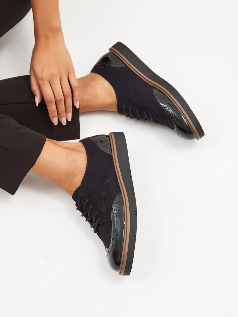 Black Standard/Wide Fit Brogue Lace Up Chunky Sole Shoes