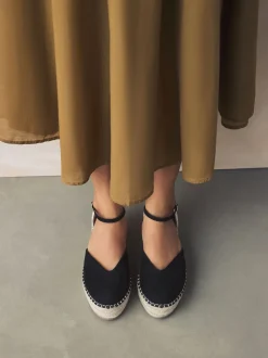 Black Standard/Wide Fit Closed Toe Platform Espadrille Wedges