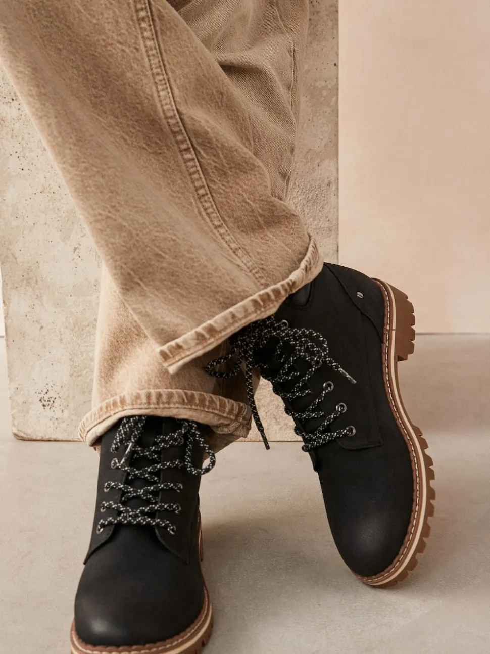Black Standard/Wide Fit Forever Comfort® Casual Lace-Up Ankle Boots
