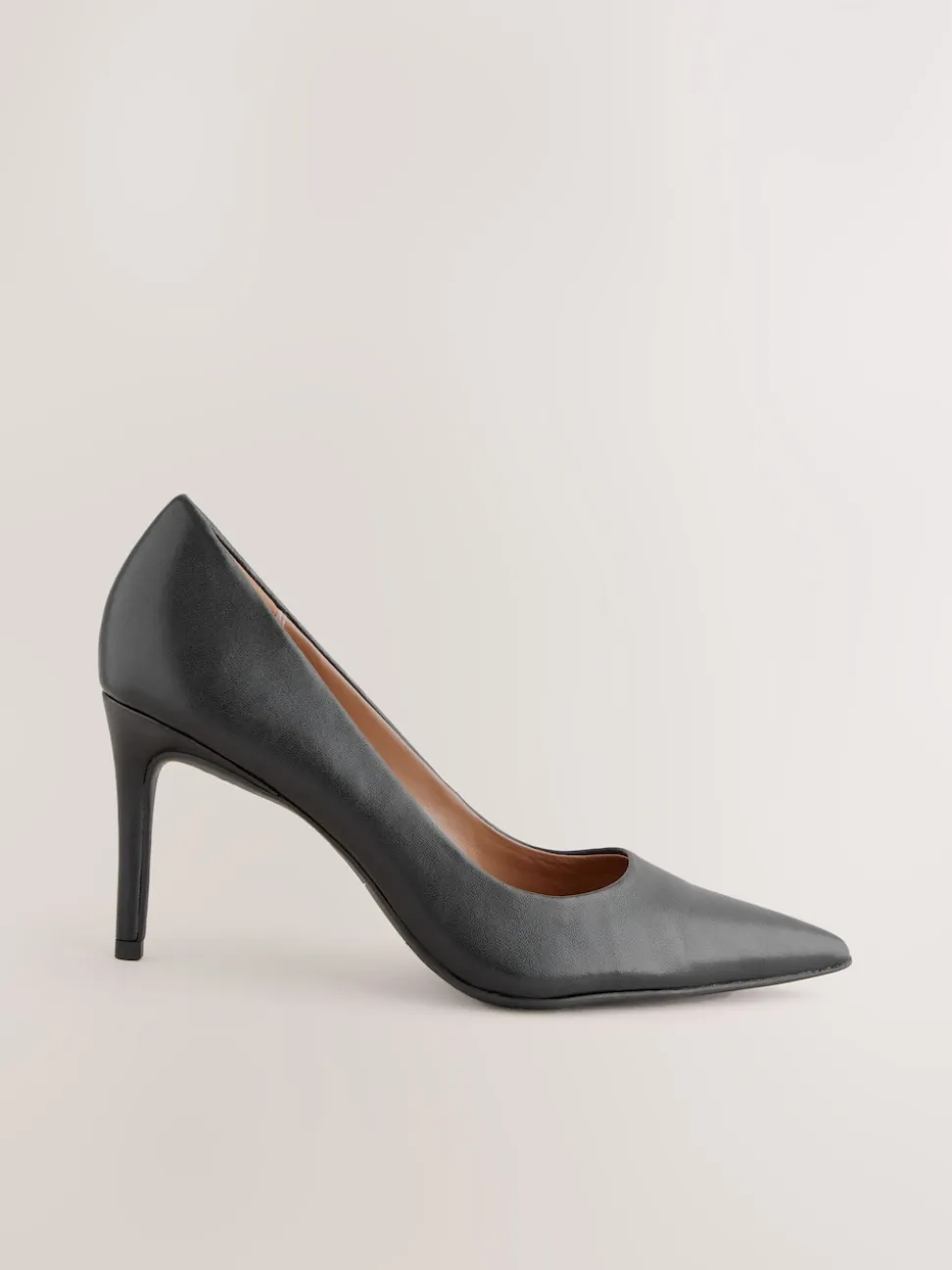 Black Standard/Wide Fit Leather Mid Court Shoes