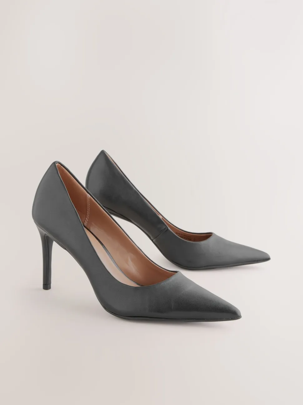 Black Standard/Wide Fit Leather Mid Court Shoes