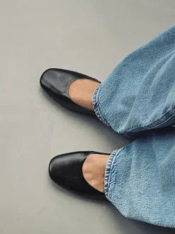 Black Standard/Wide Fit Round Toe Mary Jane Shoes