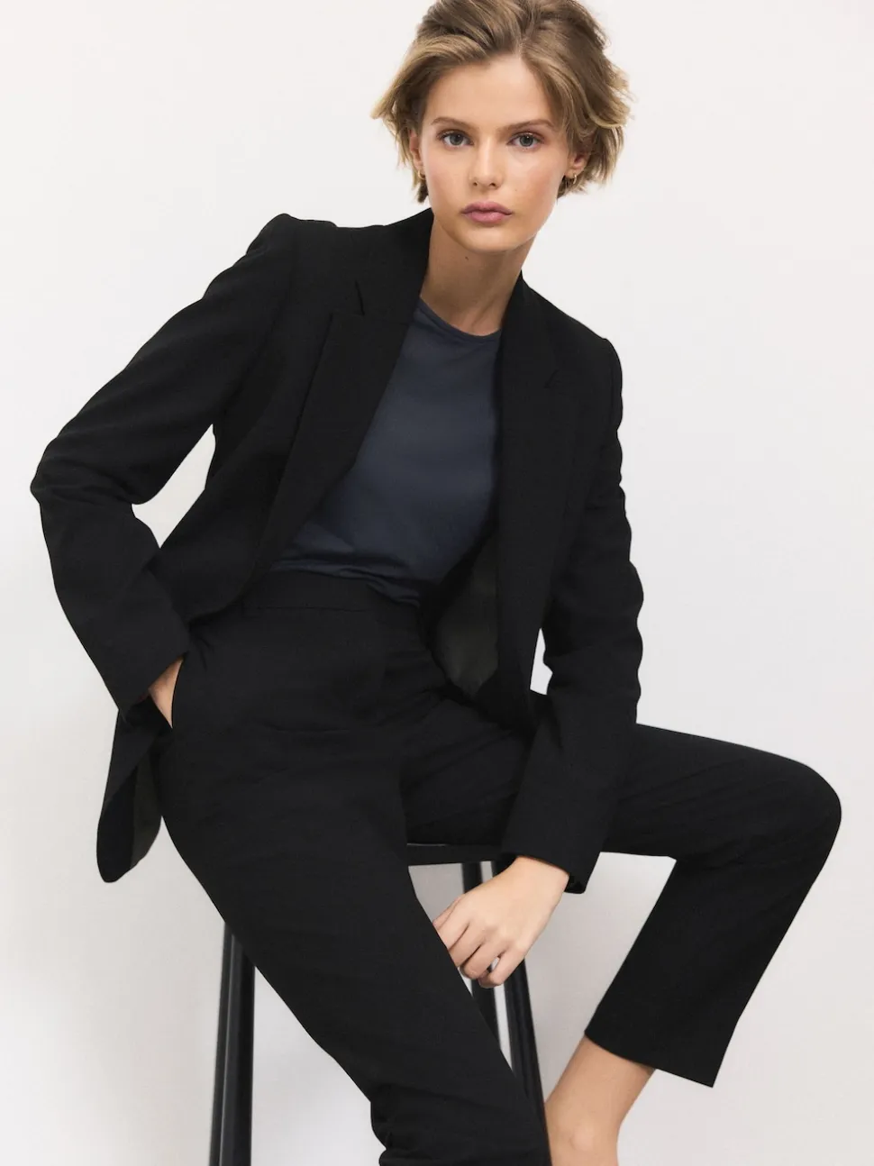 Black Tailored Single Breasted Blazer With Wool