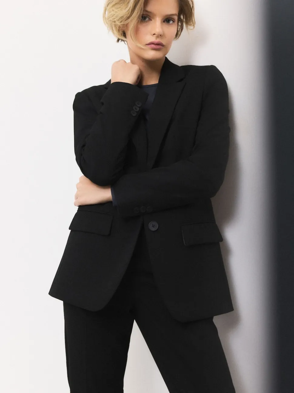 Black Tailored Single Breasted Blazer With Wool