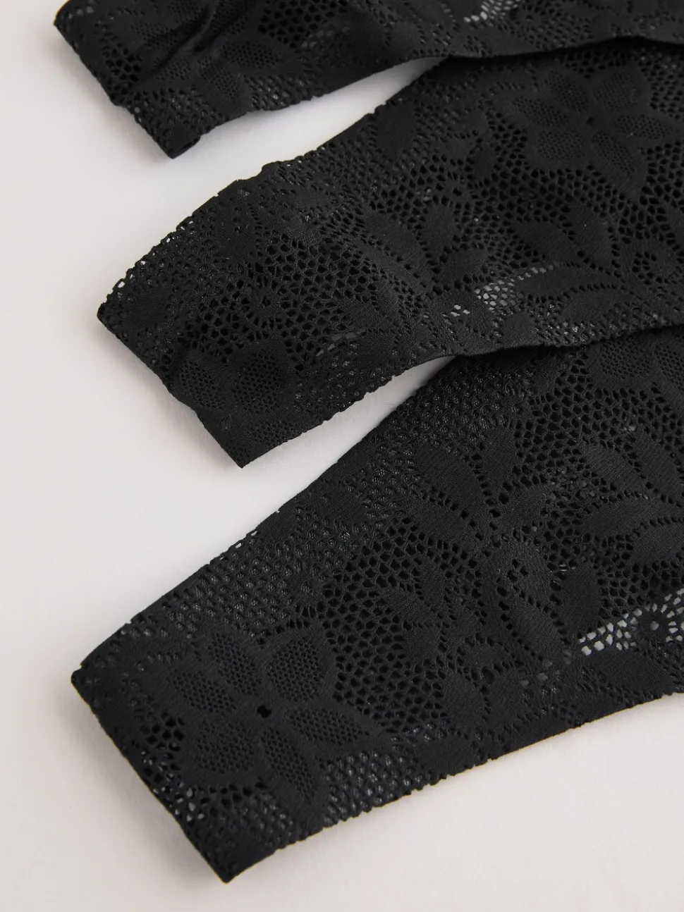 Black Thong All-Over Lace No VPL Knickers 3 Pack