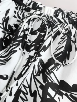 Black/Cream Palm Summer Beach Shorts